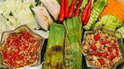 건강에는 좋을것 같은 캄보디아 야채 쌈 쌀국수